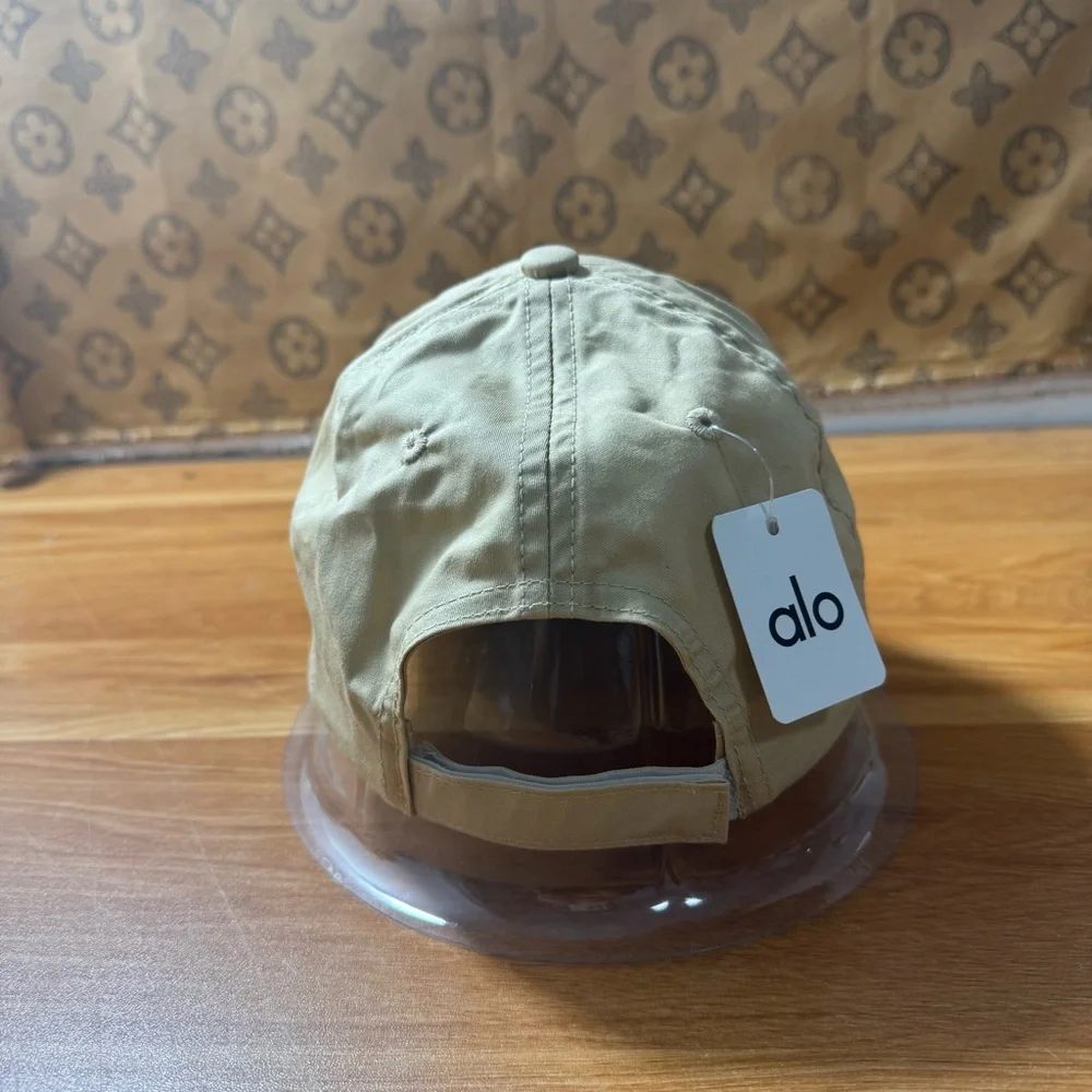 ALO Yoga Beige Baseball Cap